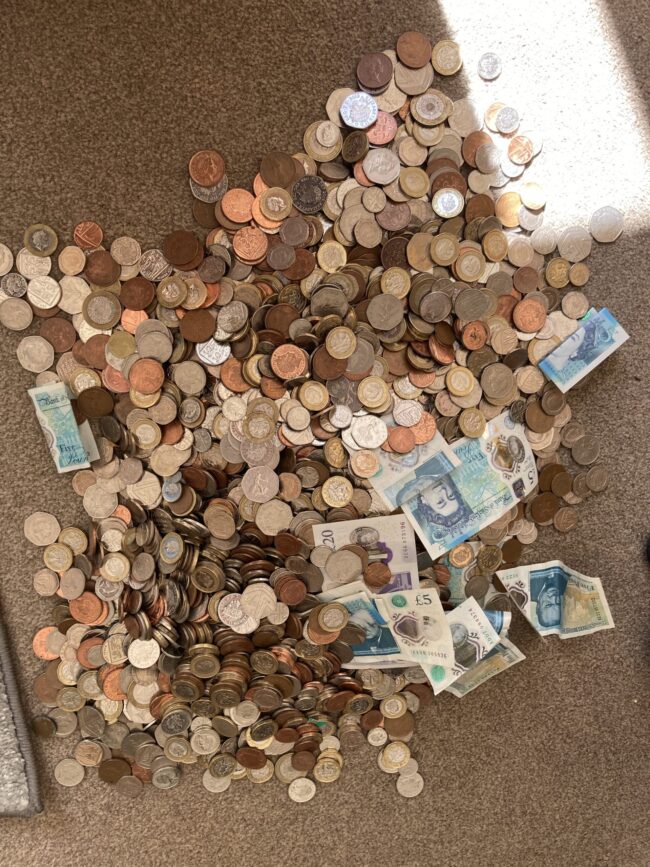 90532BC1-9F37-4A4C-BB5C-F17567F637C1